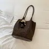 Bolsa Retro de Axila para Mulheres, Nova Moda Outono 2026, Grande Capacidade, Bolsa Tote de Alto Valor, Bolsa de Mão