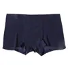 Roupa íntima masculina Boxers masculinos de seda gelada sem rastros Boxer Shorts Stenty Stenty da moda Shorts respiráveis finos de verão