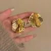 Brincos Estilo Retro Metal Europeu e Americano Estéreo Pétala Textura de Nicho Doce e Cool Brincos Agulha de Prata 925 Acessórios da Moda