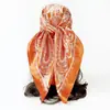 Lenço de Seda com Padrão Paisley Clássico Europeu e Americano para Mulheres, Lenço de Cabeça Versátil da Moda em Seda Sintética, Lenço Quadrado de 90cm, Atacado Transfronteiriço