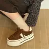 Zapatos con Suela Gruesa para Aumentar la Altura y Absorber Impactos para Mujer 2026 Otoño Nuevos Zapatos de Entrenamiento Alemanes ins Versátiles Cómodos Casual Deportivos Zapatos de Tabla