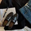 Versión de Piel de Vaca Zapatos Mocasines Hechos a Mano con Patrón de Anguila para Mujer Slip-ons de Tacón Grueso Fruncidos Versátiles Suela Gruesa Estilo Británico Zapatos Pequeños de Cuero
