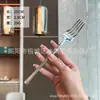 Lujo Ligero Pequeño Hombre Cintura Acero Inoxidable 304 Cuchillo, Tenedor y Cuchara Traje Vajilla Hogar Occidental Fideos Brillantes Cuchillo para Bistec Restaurante Venta al por Mayor