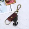 Chaveiro de Liga Retro para Corrida com Pingente de Couro Criativo Personalizado para Homens Chaveiro de Carro Presente Venda por Atacado