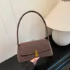 Bolso de axila retro para mujer 2026 Nuevo estilo Bolso de hombro casual Bolso tote casual de mano simple a la moda