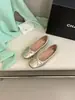 2026 Novos Sapatilhas Redondas de Nicho, Sapatos Baixos Planos, Sapatos Vermelhos Pequenos Retrô Franceses para Mulheres