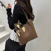 Comércio Exterior Europeu e Americano Lenço de Seda Grande Capacidade Estilo Verão 2025 Personalizado Simples Retrô Bolsa Tote de Ombro para Trabalho e Passeio para Mulheres