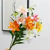 Lírio de Flores Duplas de Duas Cabeças Flores Artificiais de Alta Qualidade Transfronteiriças Flor de Mesa Flores Artificiais Estilo Europeu Luxo Acessível Acessórios para Casa Guia de Fotografia