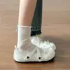 Zapatos de salón blancos de lunares con plataforma gruesa para mujer, nuevos de otoño 2026, zapatos Mary Jane vintage de suela blanda que combinan con faldas y añaden altura