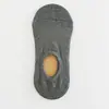 Nuevos calcetines invisibles de color liso de algodón antideslizantes para mujer, calcetines casuales de color caramelo, calcetines bajos al por mayor