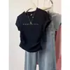 Camiseta de algodón puro estilo americano con hombros rectos y manga corta para mujer, nuevo top de verano a la moda estilo europeo, ajustado, camiseta básica de manga corta y media