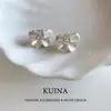Aretes Flor de Diamante Cuadrado para Mujer Lujo Accesible Francés Aretes de Aguja de Plata de Ley de Gama Alta Nuevo Estilo Caliente 2025 Aretes Únicos y Hermosos