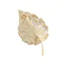 Nova Broche Exquisito Pequena Folha Cravejada de Diamantes de Alto Padrão para Homens e Mulheres, Tops de Terno da Moda, Alfinetes Anti-Exposição