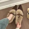 Zapatos de algodón con tacón alto y una sola tira, estilo retro, zapatos de algodón esponjosos y de felpa para mujer, estilo coreano, cálidos, 2026, forrados de felpa, invierno, detalle de hebilla, estilo old-money