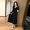 Vestido de malha com gola listrada em cores contrastantes para mulheres, novo vestido longo elegante estilo francês slim-fit para outono e inverno