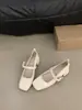 Zapatos de salón poco profundos de punta cuadrada retro estilo francés para mujer, nuevos zapatos Mary Jane de cuero para primavera y otoño 2025 para combinar con faldas