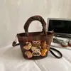 Bolso de Muñeca Moderno y Lindo para Mujer Otoño e Invierno 2025 Bolso Cubo de Lana a Cuadros Gran Capacidad Bolso Cruzado de Celebridad de Internet