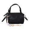 Bolso tipo Baguette de Nicho Nuevo para Mujer Primavera 2026, Bolso de Hombro de Cuero de Aceite y Cera de Gama Alta, Bolso de Axila de Moda y Versátil para el Trabajo