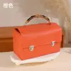 Caja de Regalo de Cuero de Gran Capacidad para Artículos de Año Nuevo, Empaque de Regalo Festivo de Alta Gama para Frutos Secos y Snacks, Hecho a Medida