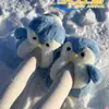 Nuevos Juguetes de Peluche de Pingüino Lindos Estilo Coreano de Invierno, Zapatos de Felpa Cálidos Populares para Interiores y Exteriores para Niñas, Venta al por Mayor