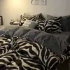 Juego de ropa de cama de verano de cuatro piezas, funda de edredón se vende por separado, sábana individual para cama de dormitorio de estudiante, juego de tres piezas de algodón lavado para una persona