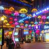 Fabricantes de origen LED apertura de cabello modelado transversal decoración de festival poste de iluminación de medusa patrón artístico luz nocturna