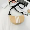 Bolsa de Bollo Casual para Niños y Niñas Bolsa Cruzada Ultraligera Hombro Único Simple Versátil de Moda Genial Bolsa Rayada con Letras para Niños