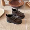 Sapatos de performance para meninas de 6 anos, com sola macia, para primavera e outono, sapatos sociais infantis, sapatos pequenos de couro estilo universitário, sapatos escolares pretos