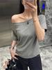 Camiseta Azul de Algodón 92% de un Hombro Suelta de Manga Corta para Mujer, Nuevo Estilo Verano 2026 con Diseño de Hombro Caído