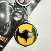 Llavero Giratorio de Merchandising de Película de Héroes Llavero Metálico de Dibujos Animados para Coche Colgante Accesorio para Bolso