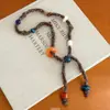 Colar de Puxar de Lã Tricotada com Contas para Mulheres, Corrente de Suéter de Design Único de Nicho, Acessórios Retro Personalizados para Gola Halter