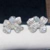 Cao Shi Xiao Xiang Estilo Bow Wrap Brincos Brincos Femininos Light Luxury High-end Ear Studs 2024 Novos brincos da moda