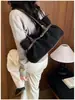 Bolso de hombro de forro polar estilo commuter, gran capacidad, diseño simple, colección de otoño, bolso de mujer, nuevo estilo bajo el brazo, bolso de mano elegante, bolso de moda 2026