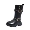 Botas Fashion Retrô Estilo Britânico Botas de Cano Médio 2026 Outono e Inverno Novo Estilo Botas para Meninas com Solado Grosso Forradas de Lã Dupla Fivela de Cinto