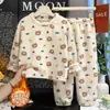 Conjunto de Veludo Grão de Neve Infantil para Crianças de Meia-Idade e Mais Velhas, Roupas Quentes para Casa de Meninas para Outono e Inverno, Pijamas Espessos com Forro de Lã para Meninos Venda por Atacado