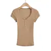 Moda Estilo Chica Atractiva Camiseta Ajustada de Manga Corta con Cuello en V 2024 Verano Nuevo Top de Punto de un Solo Botón con Bordado de Letras