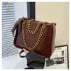 Bolso Nuevo de Mujer Otoño e Invierno 2026 Moda Bolso Tote Acolchado con Cadena Gran Capacidad Retro Bolso Cruzado de Hombro para Viajes Diarios de Moda