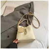 Bolsa Saco Casual Simples para Carregar na Mão, Nova Tendência Coreana Primavera 2025, Bolsa de Ombro com um Estilo Europeu Elegante, Bolsa Transversal