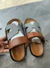 Comercio Exterior Spot 2025 Nuevas Pantuflas Planas Bajas de Talla Grande para Mujer con Velcro Combinación de Colores Europea y Americana Transfronteriza Pantuflas Lindas de Moda