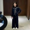 Traje Deportivo de Otoño para Niñas 2026 Nuevo Estilo Chaqueta Moderna Infantil Estilo Coreano Moda Otoñal para Niños Grandes