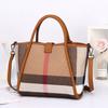 Bolsa de mano gran capacidad bolsa para multitudes pequeñas mujer 2024 nuevo cuadros comercio exterior bolso de mano transfronterizo hombro bolsa de mujer al por mayor