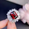 Anillo de Granate Rojo Natural Exquisitamente Incrustado con Plata 925 Piedra Principal Completamente Impecable Aprox. 8*10mm