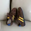 Otoño 2026 Estilo Coreano Zapatos de Argan para Personas Bajas que Aumentan la Altura con Cordones Casuales de Caña Baja para Exteriores Zapatos de Mujer Moda Zapatos de Entrenamiento Alemanes