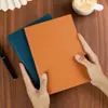 Cuaderno con Patrón de Lichi A5 Libro de Registro para Reuniones de Oficina Negocios Bloc de Notas de Página Horizontal Logo Impreso Personalizado para Empresas