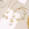 Nuevo collar de cuatro hojas de doble cara de 13 MM más vendido transfronterizo para mujer, diseño de lujo ligero, joyería de moda para celebridades de internet al por mayor