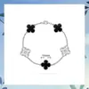 Padrão de Flor no Teto V-Dourado Trevo de Quatro Folhas Pulseira de Cinco Flores, Película de Aço de Alta Qualidade, Banho Espesso de Ouro Leve 18K, Alto Peso, Cnc