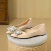 Huiliya Temperamento Estilo Pequeno Perfume Bico Fino Sapatos de Salto Único Feminino Boca Rasa 2026 Novos Sapatos Baixos Mocassins W828-39