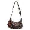 Bolso de Hombro Único con Textura Yue Zi Bolso Cruzado Moda Femenina 2026 Versátil Casual Bolso Cubo con Cadena Bolso Simple para Debajo del Brazo