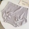 Ropa interior de mujer sin costuras, modelo nuevo 2026, cintura media-alta, shorts tipo triángulo sin costuras que levantan el trasero para adolescentes, empaquetados individualmente de fábrica