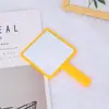 Espejo de Maquillaje de Mano al por Mayor para Uso en Casa y Dormitorio, Espejo Pequeño para Niñas y Estudiantes, Espejo Portátil con Mango para Retoques durante la Clase